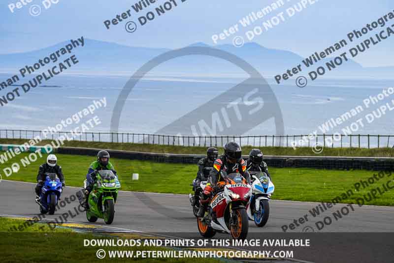 anglesey no limits trackday;anglesey photographs;anglesey trackday photographs;enduro digital images;event digital images;eventdigitalimages;no limits trackdays;peter wileman photography;racing digital images;trac mon;trackday digital images;trackday photos;ty croes